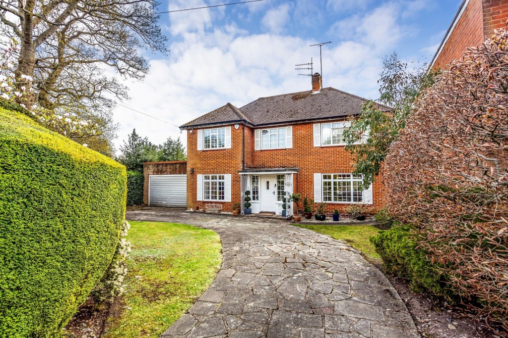 The Rutts, Bushey Heath, Hertfordshire, 3 bedroom, Detached House