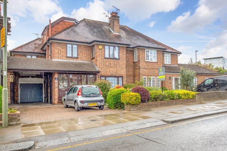 Images for Edgwarebury Lane, Edgware, Middlesex