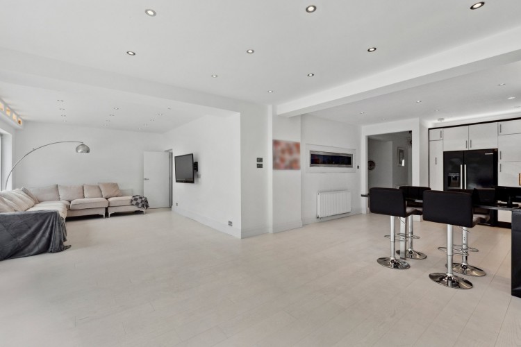 Images for Green Lane, STANMORE