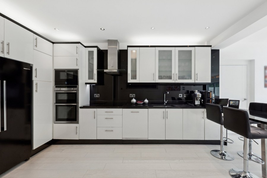 Images for Green Lane, STANMORE