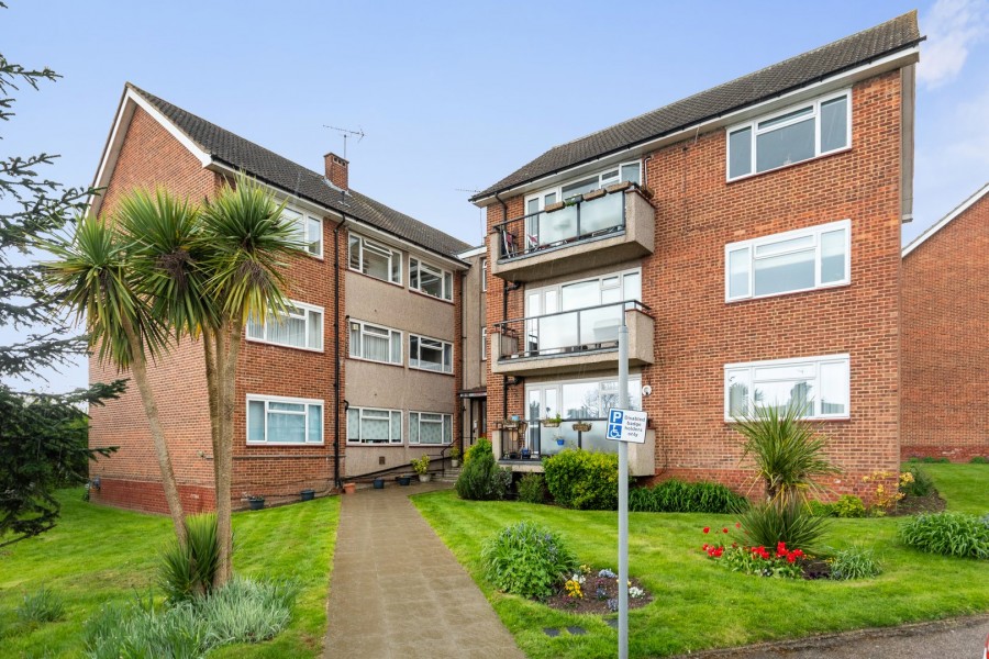 Images for Knowl Park, Elstree