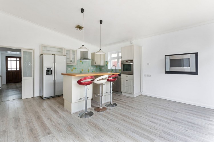 Images for Winston Close, Harrow Weald, Middlesex
