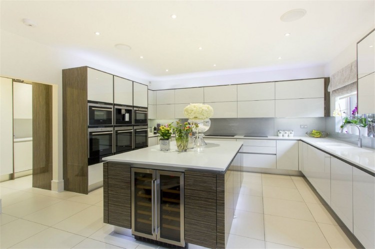 Images for Caldecote Gardens, Bushey Heath, Hertfordshire