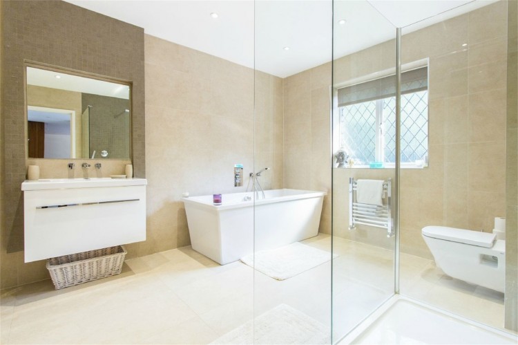 Images for Caldecote Gardens, Bushey Heath, Hertfordshire