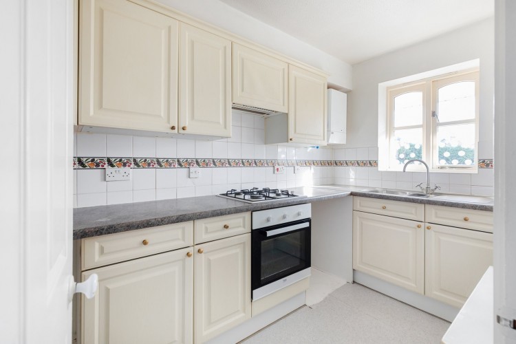 Images for Kingfisher Close, Harrow Weald, Middlesex