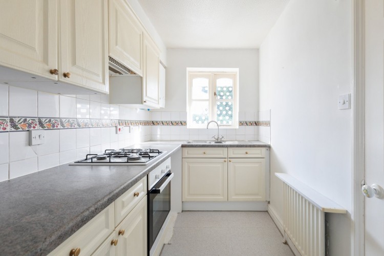 Images for Kingfisher Close, Harrow Weald, Middlesex