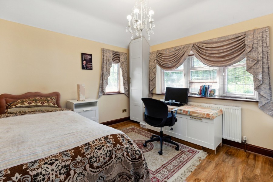 Images for Bellfield Avenue, Harrow Weald, Middlesex