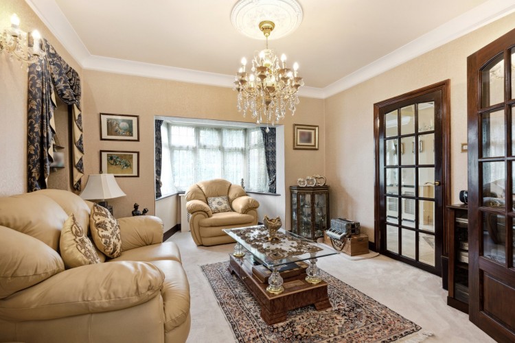 Images for Bellfield Avenue, Harrow Weald, Middlesex