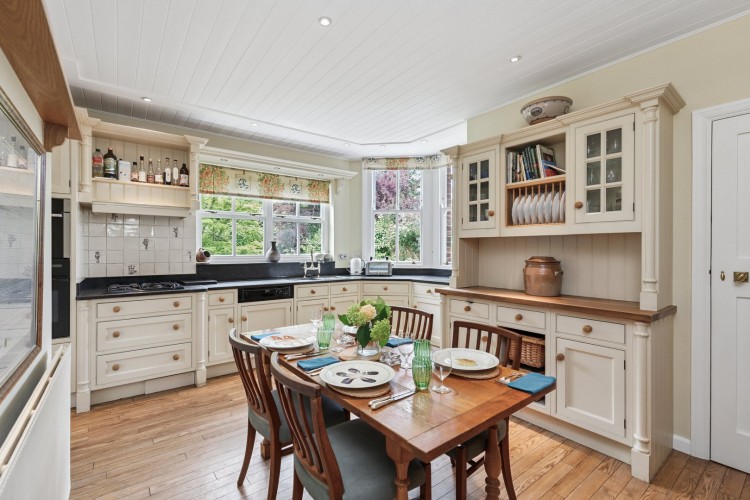 Images for The Avenue, Bushey