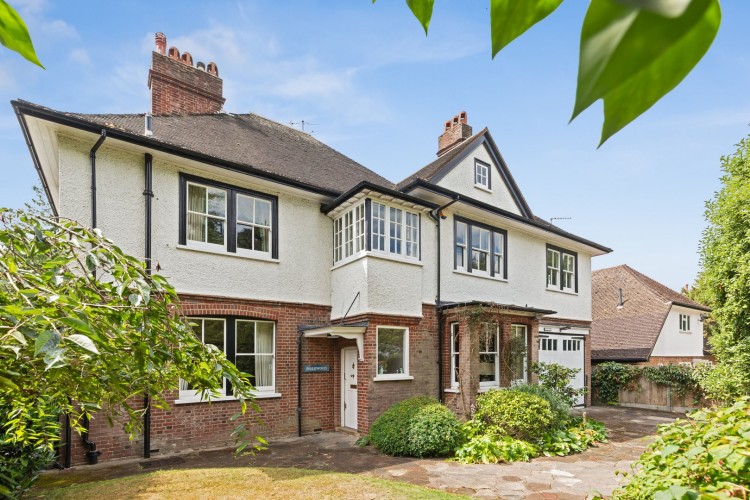 Images for The Avenue, Bushey