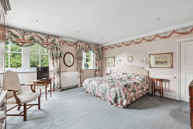Images for The Avenue, Bushey