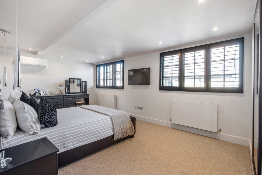 Images for Avenue Rise, Bushey, Hertfordshire