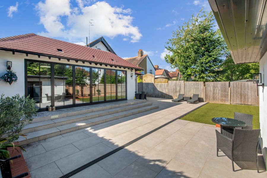 Images for Avenue Rise, Bushey, Hertfordshire