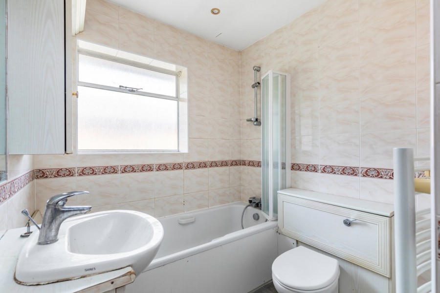 Images for Greenacres Drive, Stanmore