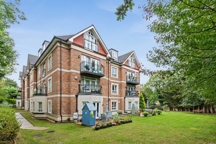 Images for Compass Close, Edgware, Greater London