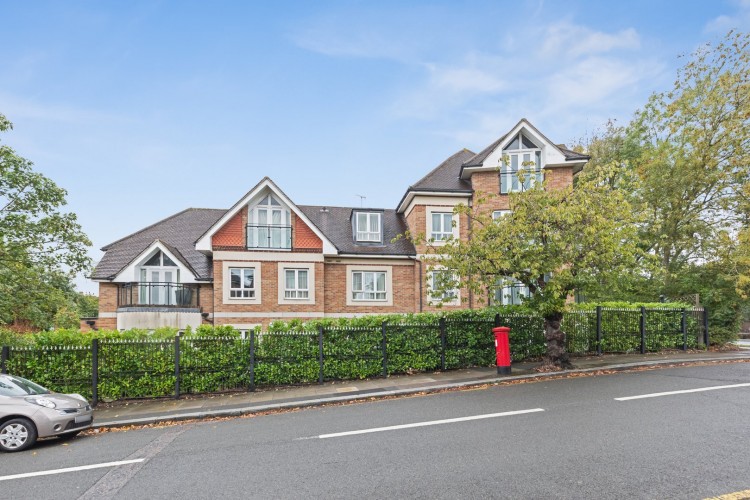 Images for Compass Close, Edgware, Greater London