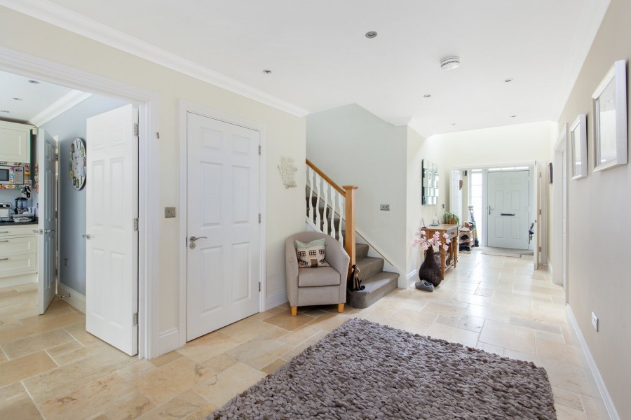 Images for Hartsbourne Road, Bushey Heath, Hertforshire