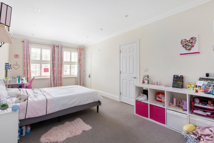 Images for Hartsbourne Road, Bushey Heath, Hertforshire