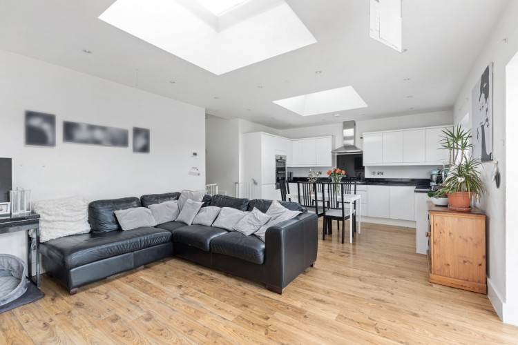 Images for Chiltern Avenue, Bushey, Hertfordshire