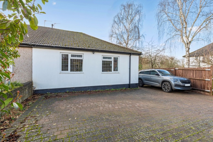 Images for Chiltern Avenue, Bushey, Hertfordshire