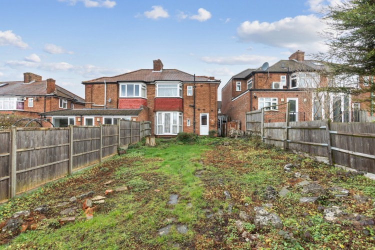 Images for Kynance Gardens, Stanmore, Greater London