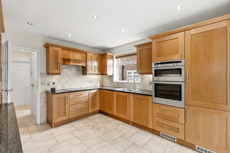 Images for Bushey Heath, Bushey, Hertfordshire