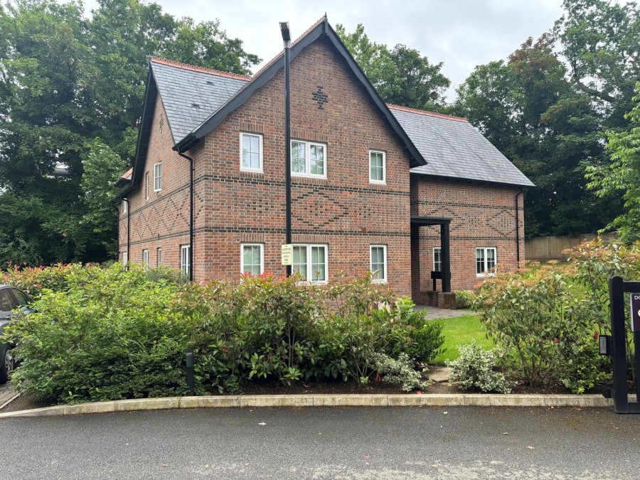 Images for Clouston Avenue, Bushey, Hertfordshire