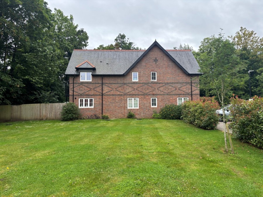 Images for Clouston Avenue, Bushey, Hertfordshire