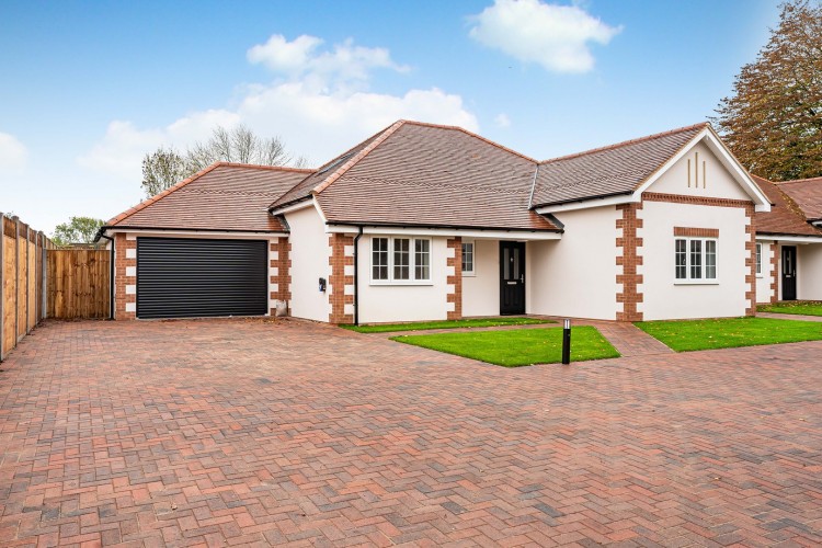 Images for Hazlemere, High Wycombe, Buckinghamshire