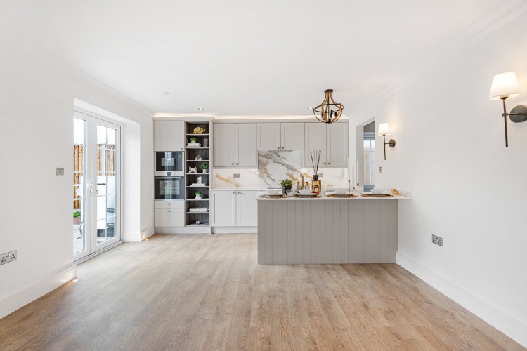 Images for Hazlemere, High Wycombe, Buckinghamshire