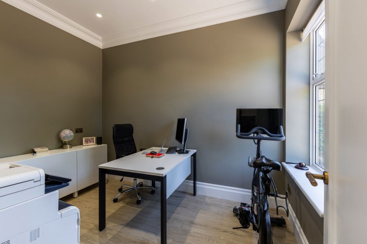 Images for Bushey Heath, Hertfordshire