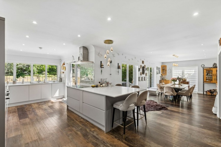 Images for Hendon Wood Lane, Mill Hill
