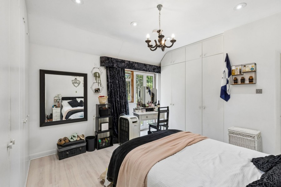 Images for Hendon Wood Lane, Mill Hill
