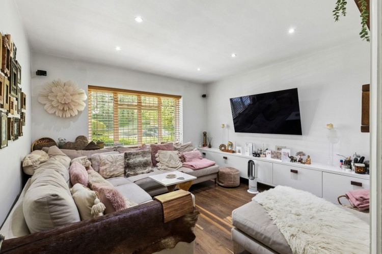 Images for Hendon Wood Lane, Mill Hill