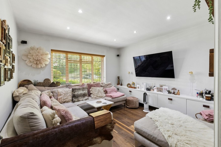 Images for Hendon Wood Lane, Mill Hill