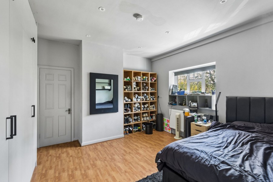 Images for Hendon Wood Lane, Mill Hill